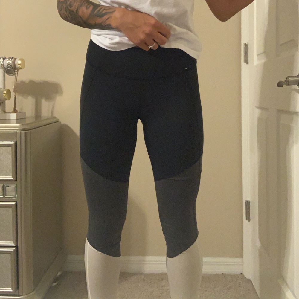 NWOT CALIA WORKOUT LEGGINGS